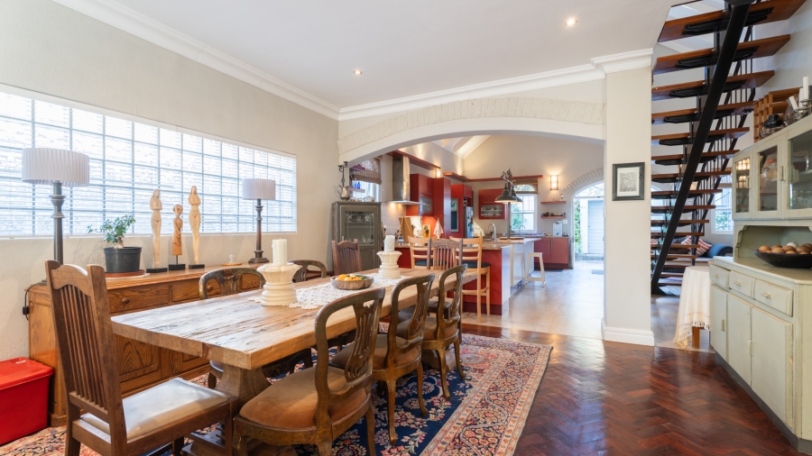 4 Bedroom Property for Sale in Claremont Upper Western Cape